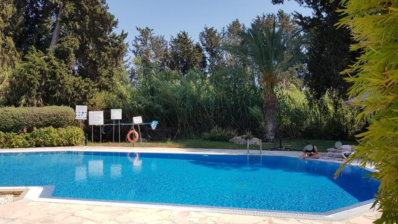 Paradise Gardens IV 2 Bd Amazing Apartment Pafos Zewnętrze zdjęcie