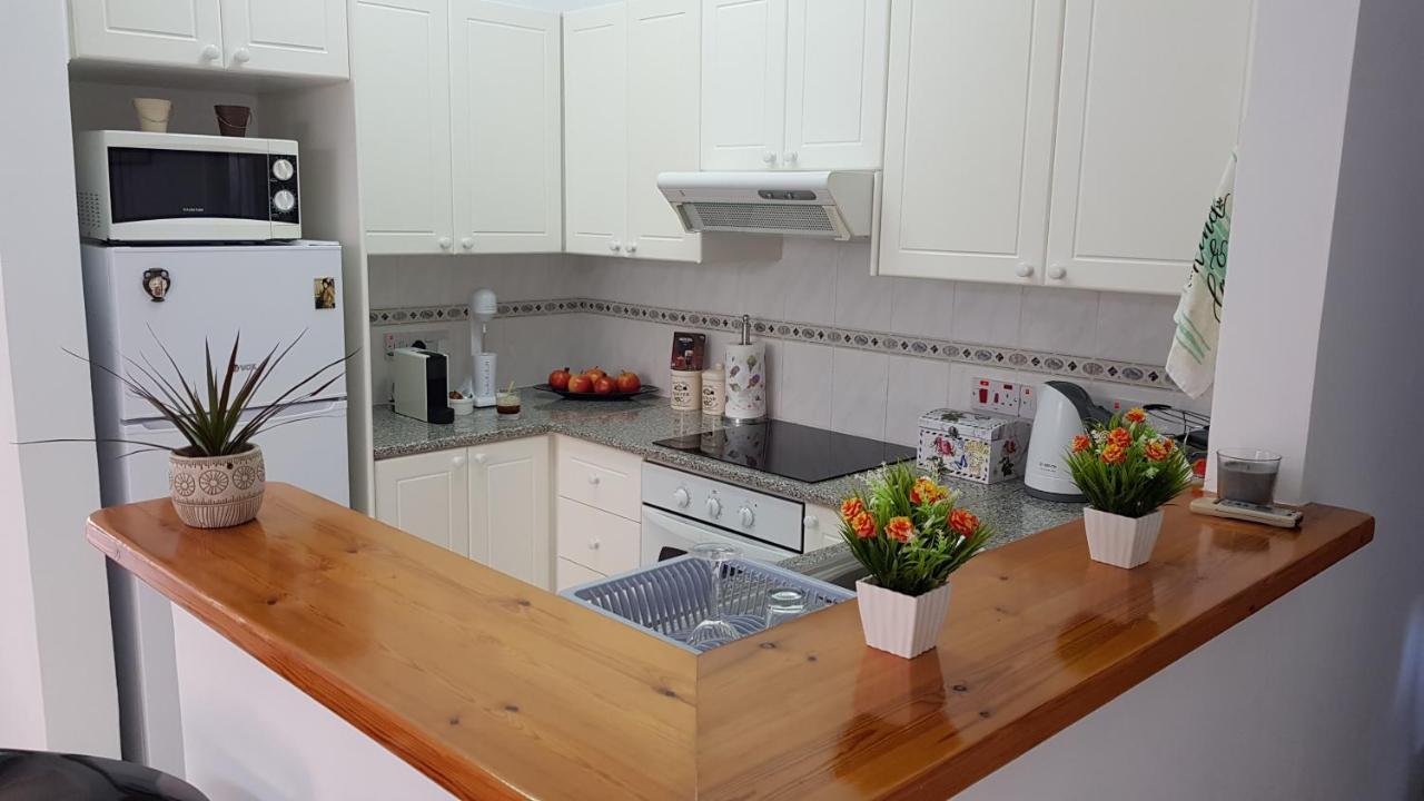 Paradise Gardens IV 2 Bd Amazing Apartment Pafos Zewnętrze zdjęcie