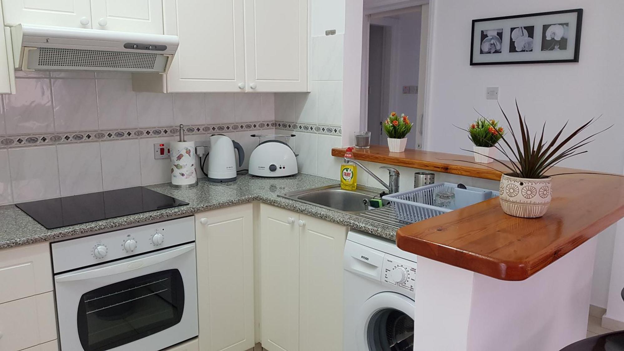 Paradise Gardens IV 2 Bd Amazing Apartment Pafos Zewnętrze zdjęcie